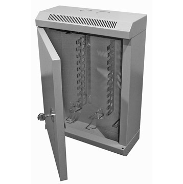 Металлический шкаф распределительный настенный с вентиляционными отверстиями емкостью до 600 пар, КВ-ШРНв-600